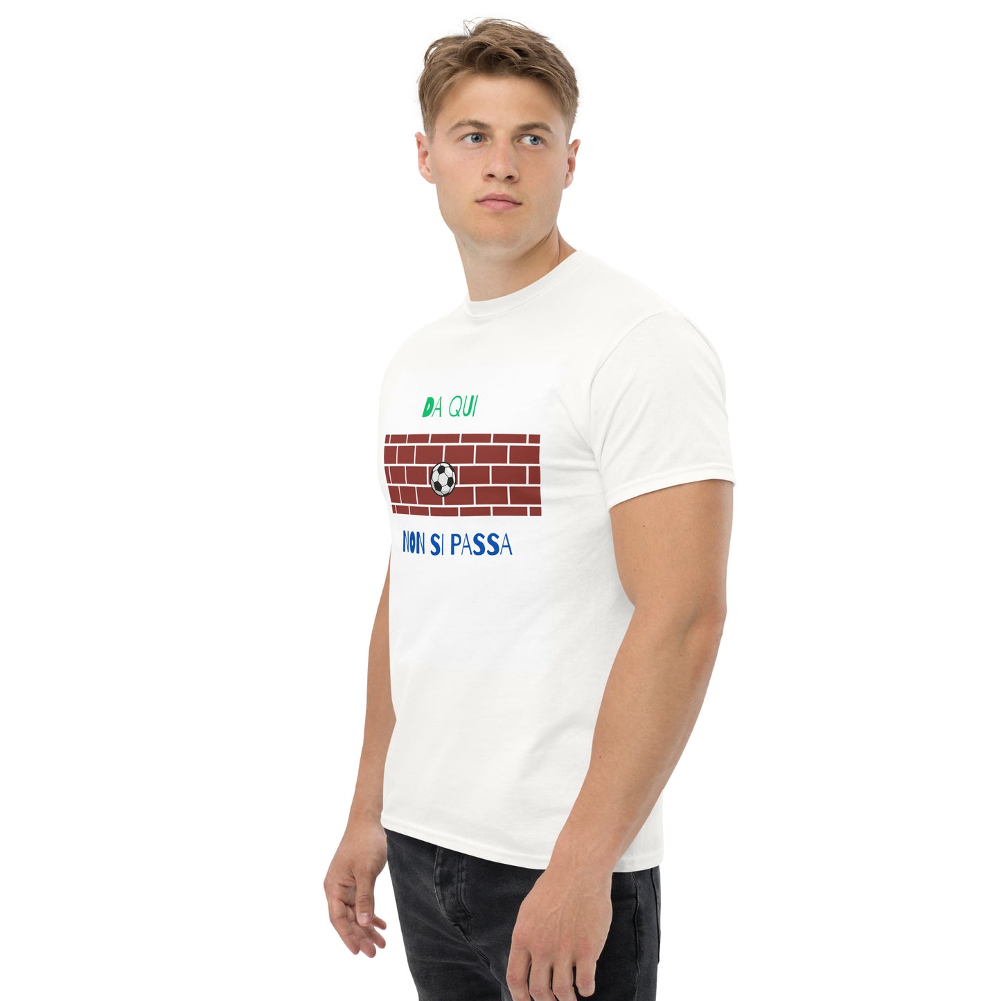 Maglietta di Calcio Divertente 'Da Qui Non Si Passa' - T-Shirt Ironica per Tifosi